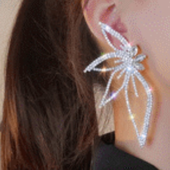 RHINESTONE Starburst Dazzling Pierced Earrings Stud Back 4” - Picture 1 of 5